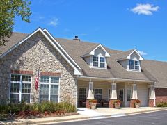 Brookdale Bloomington community exterior