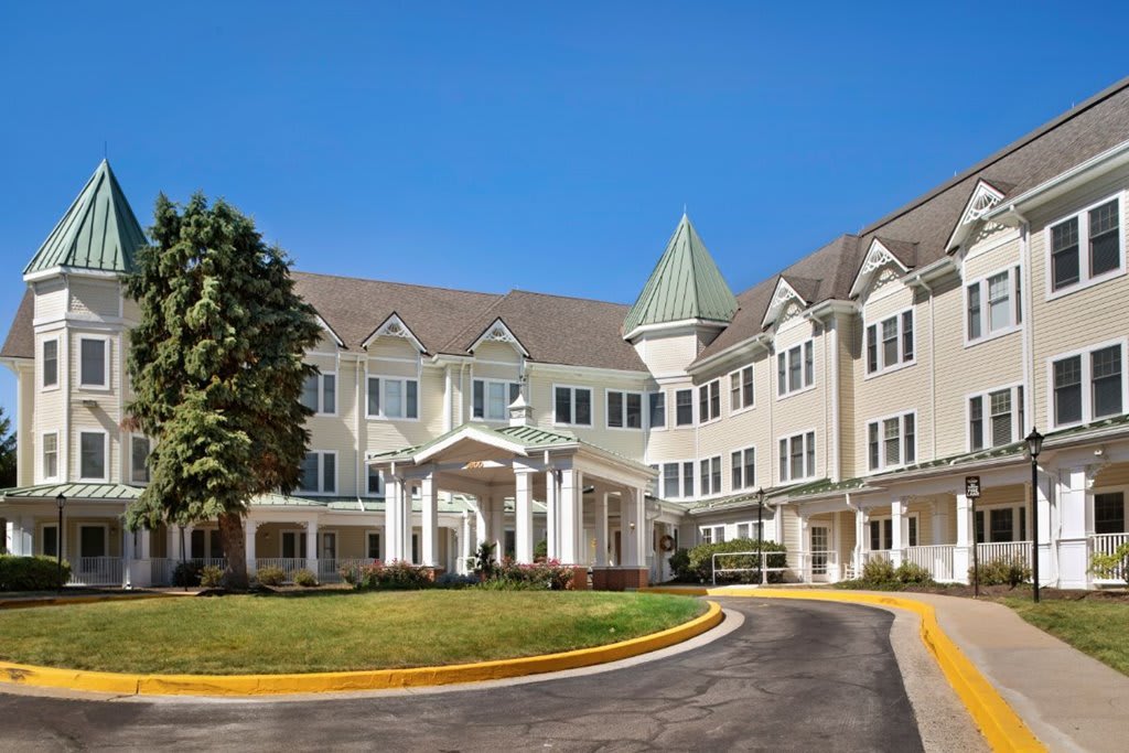 Sunrise of Pikesville community exterior