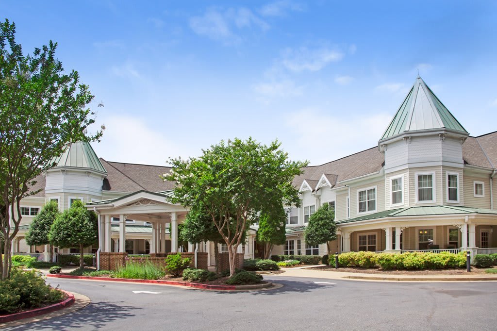 Sunrise of East Cobb community exterior