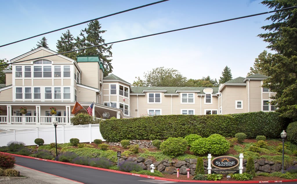 Sunrise of Mercer Island community exterior