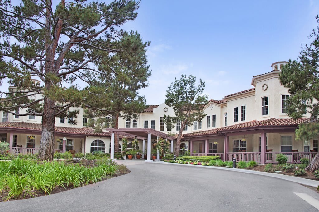 Sunrise of Mission Viejo community exterior