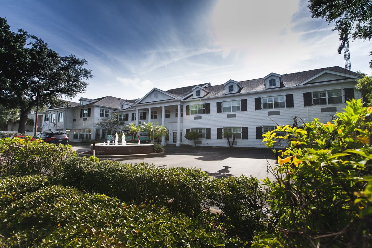 Angels Senior Living at South Tampa community exterior