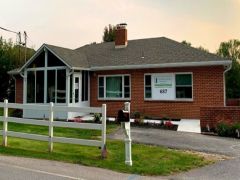 Photo of Pine Manor Home