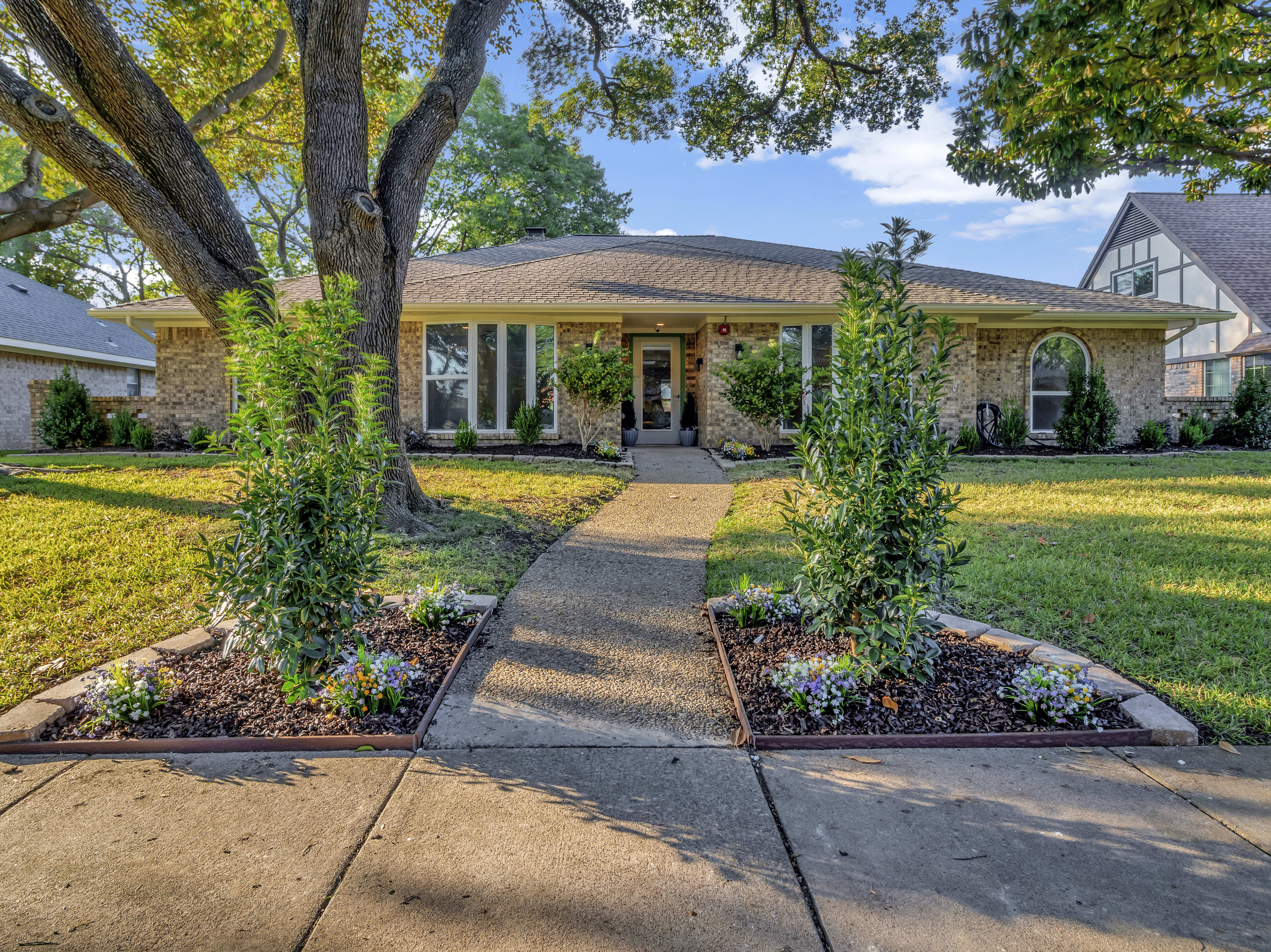 Silver Leaf Assisted Living at Appalachian Way II community exterior