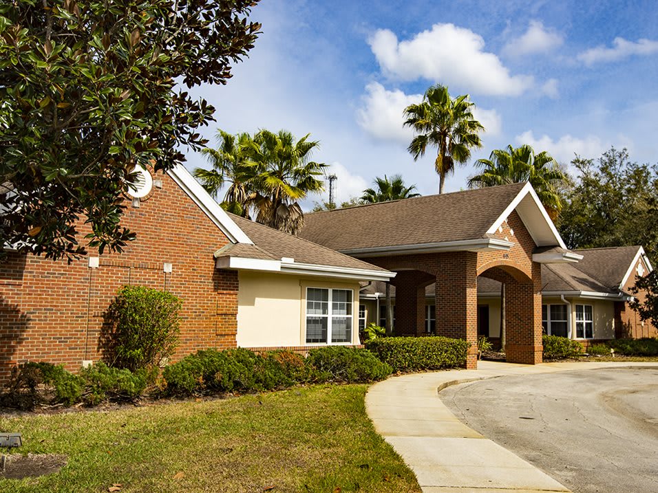 Savannah Court and Cottage of Oviedo outdoor common area