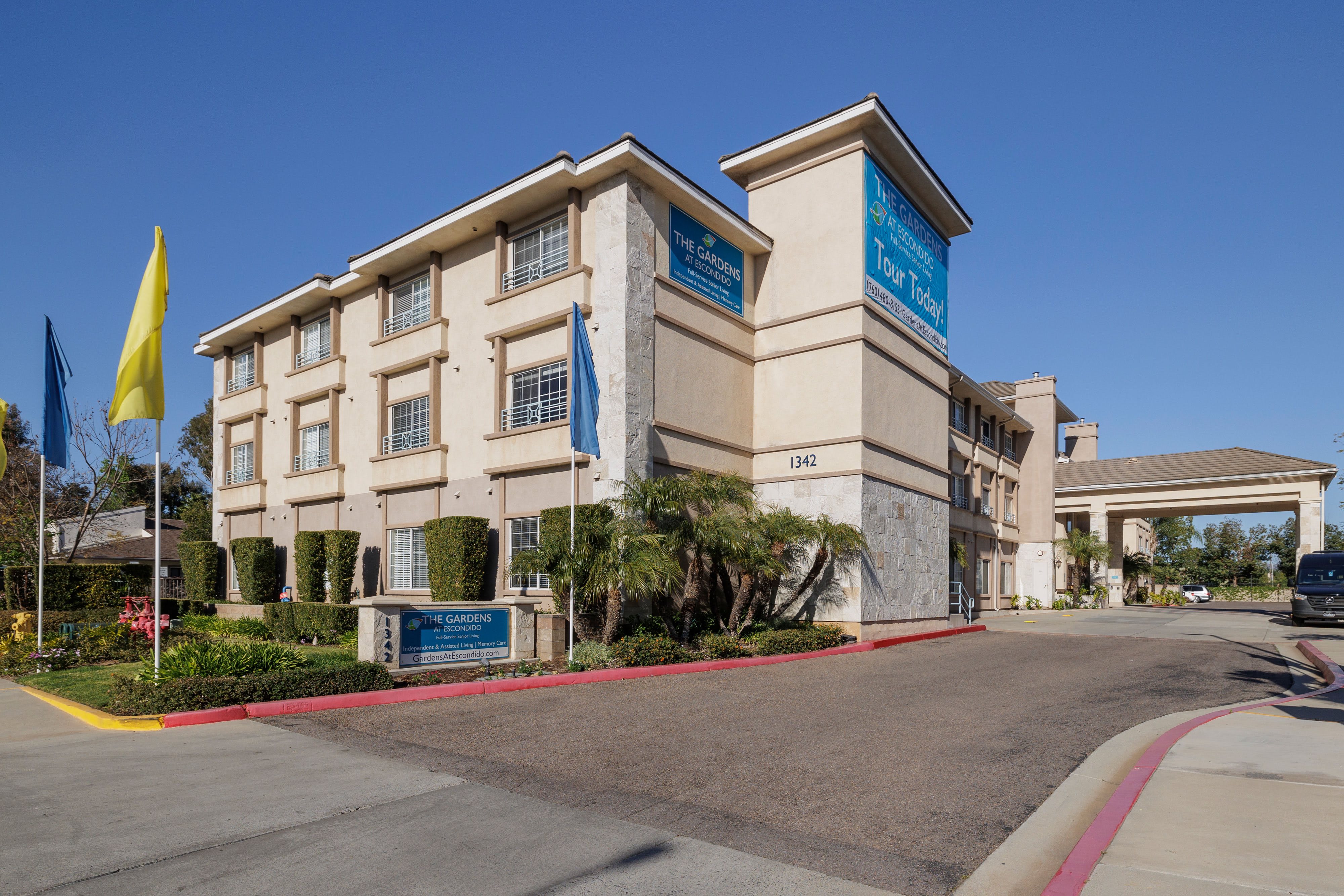 Gardens at Escondido community exterior