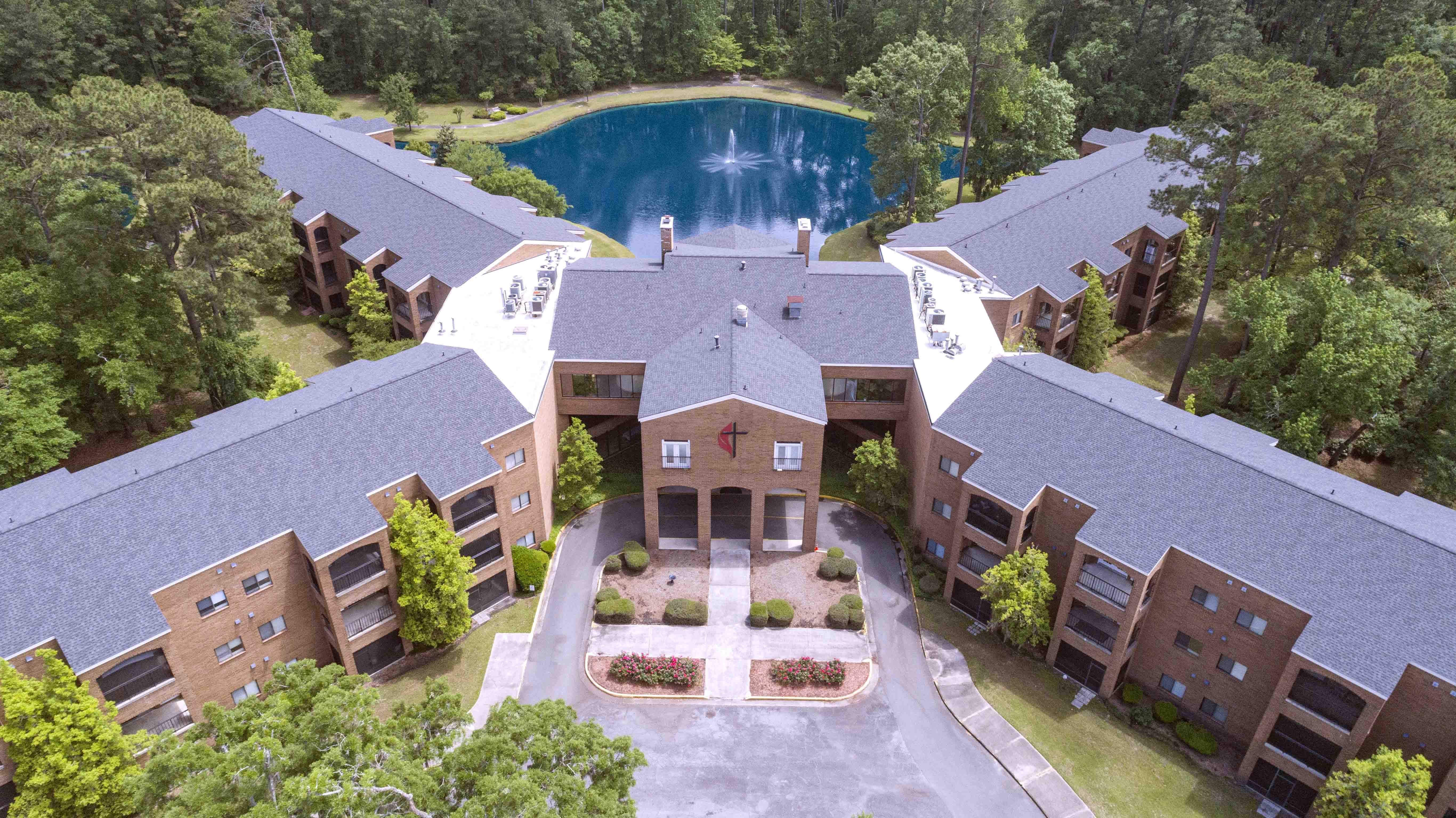 Magnolia Manor on the Coast aerial view of community