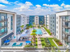 Upside Orlando community exterior