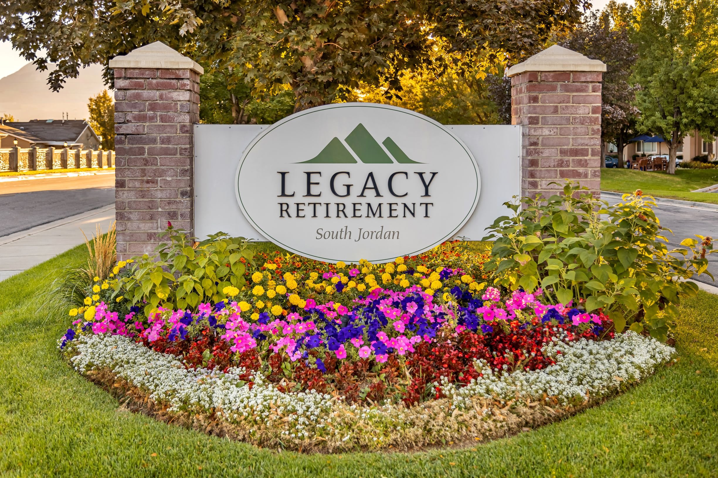 Legacy Retirement Residence outdoor common area