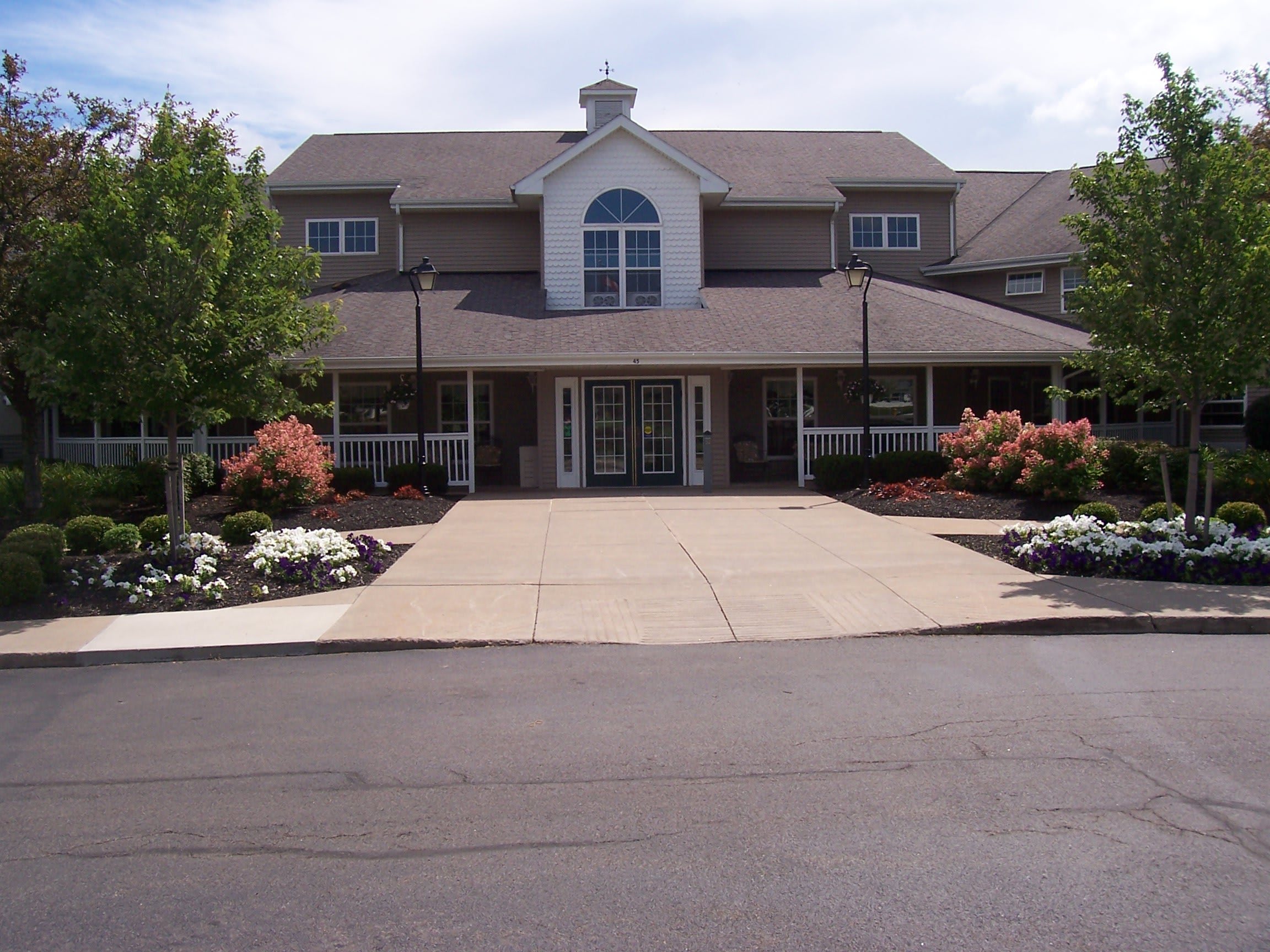 College Greene Senior Apartments