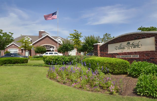 Village on the Park at Oklahoma City community exterior