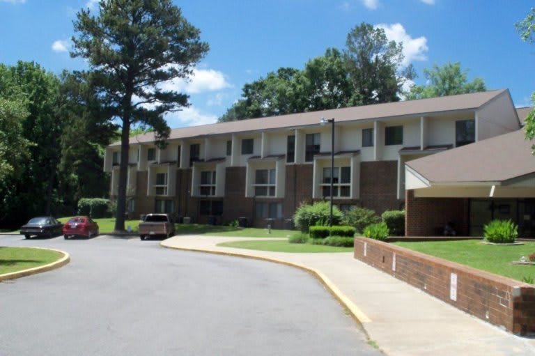 Bond House Apts