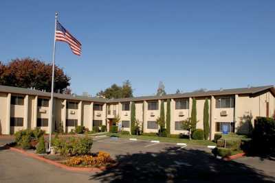 Photo of Auburn Oaks Senior Living