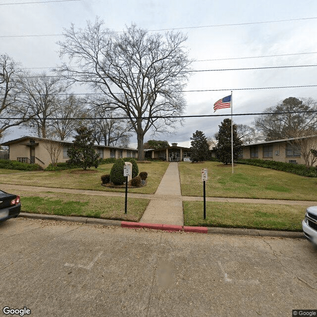 Photo of Glen Oaks Retirement Home