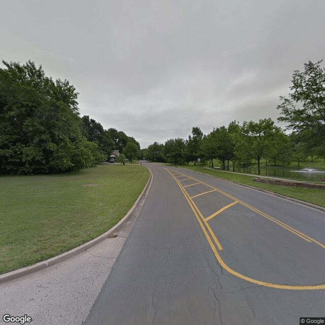 street view of Montereau In Warren Woods