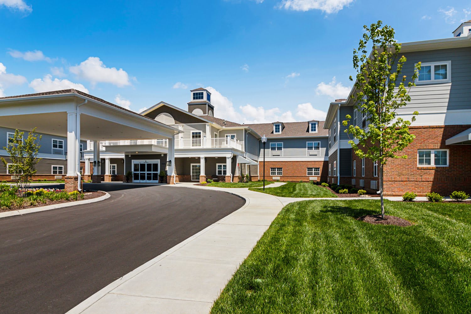 Traditions of Smyrna community entrance