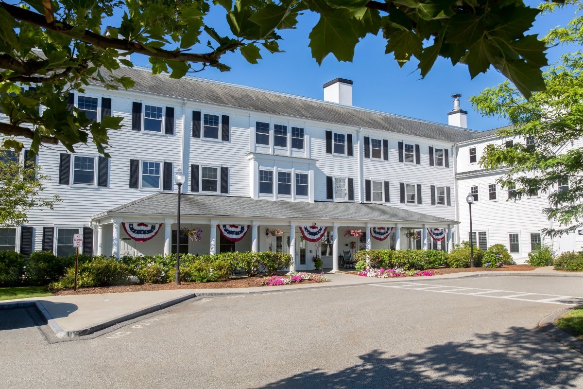 Benchmark Senior Living at Robbins Brook community exterior