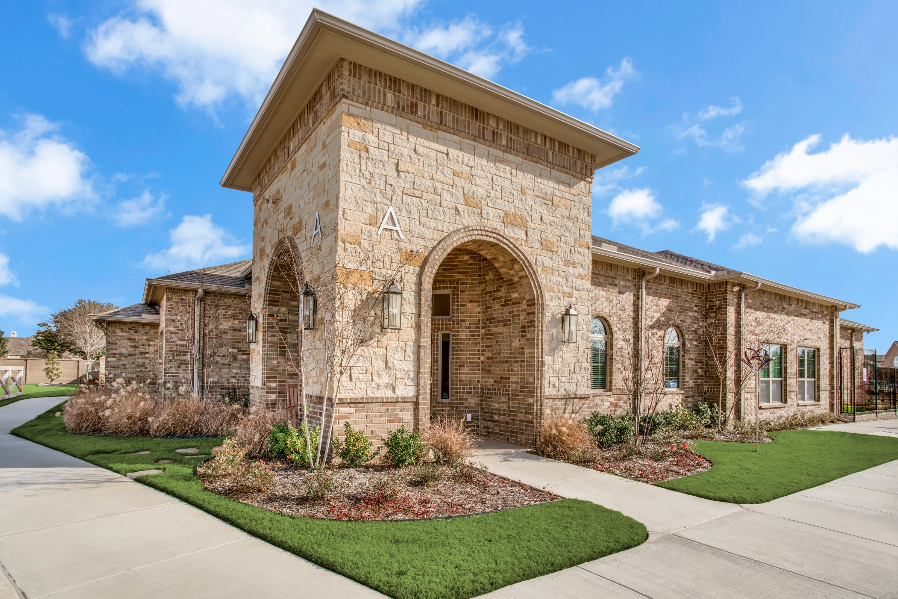 Iris Memory Care of Rowlett community exterior