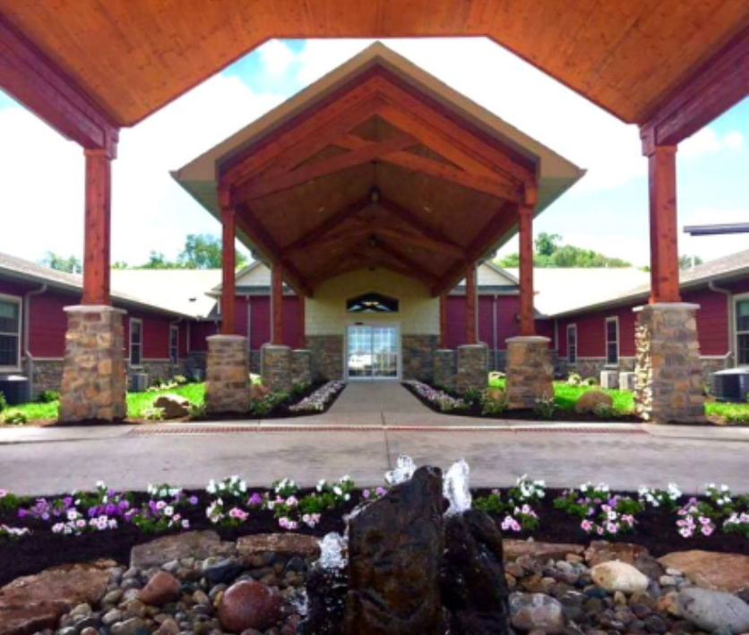 Copper Creek Cottages Memory Care of Litchfield community exterior