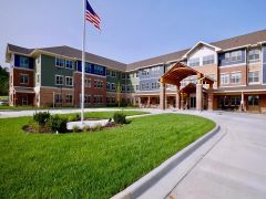 Heritage Woods of Newburgh community exterior