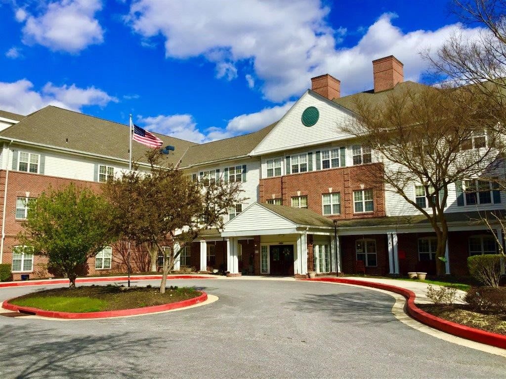 Charter Senior Living Towson Community Exterior