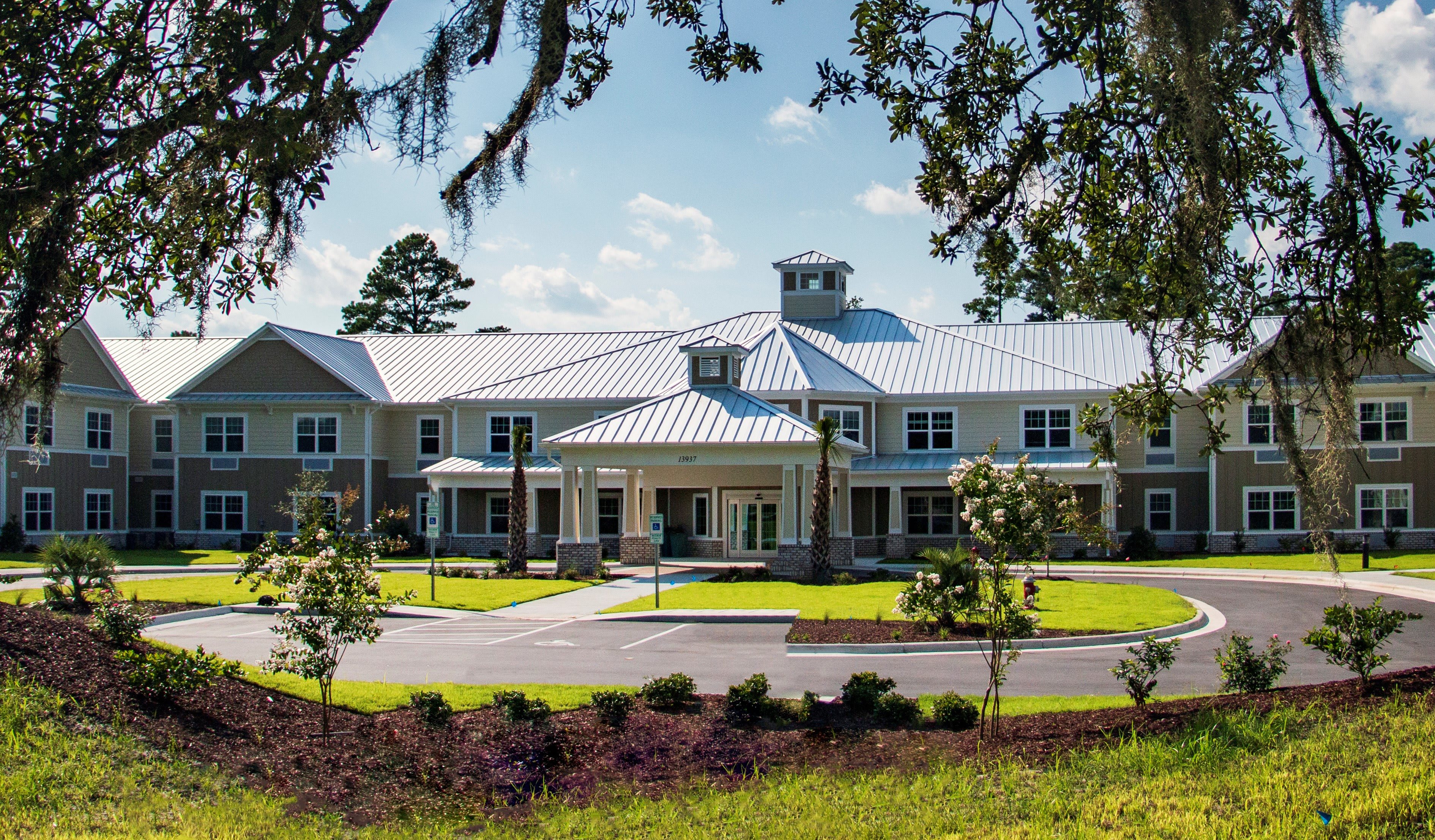 Arbor Landing at Hampstead community exterior