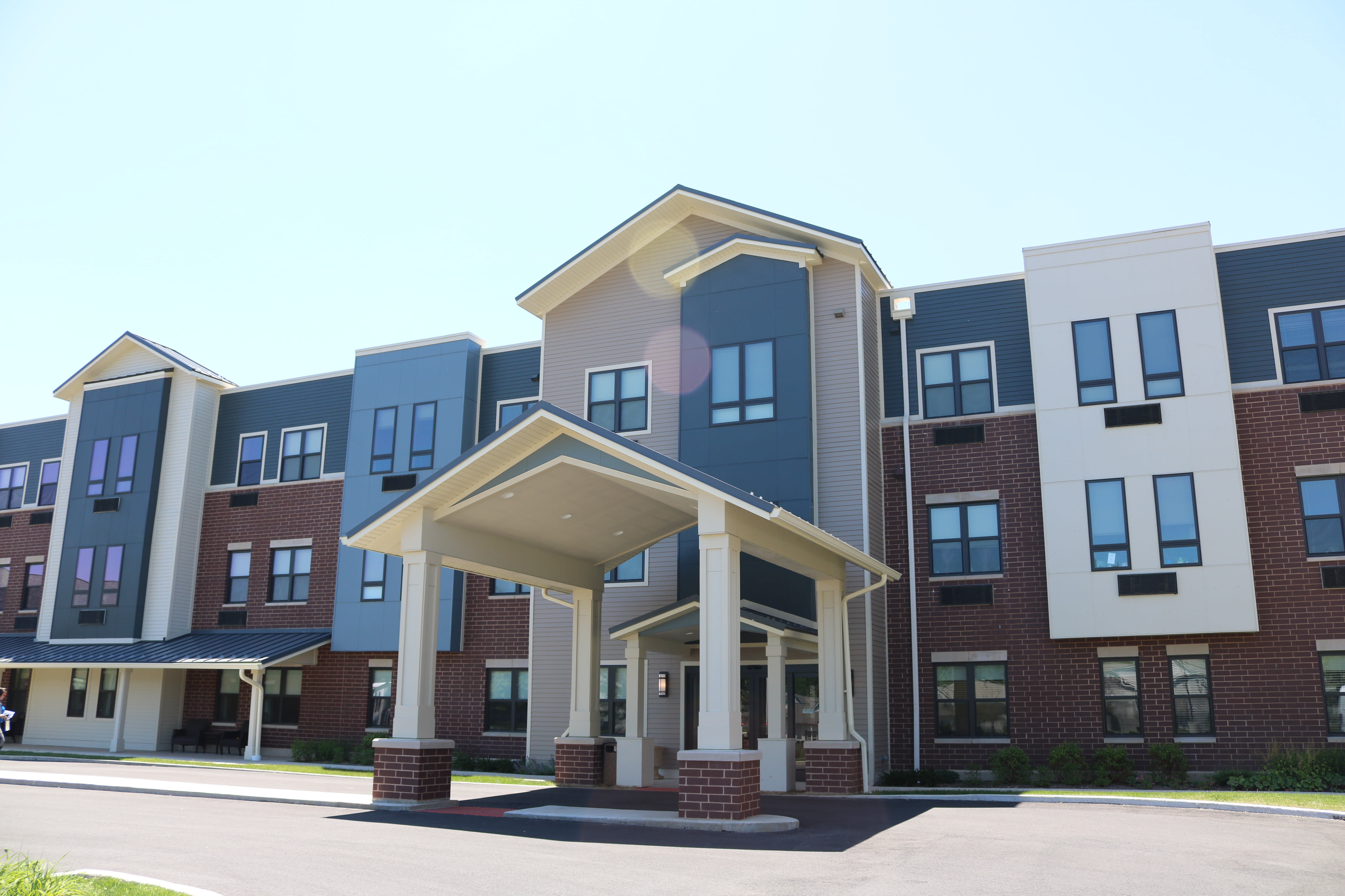 Gateway at River City Community Exterior